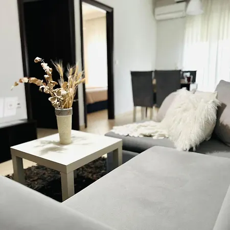 Luxury Citycenter Apartment Xanthi Exterior photo